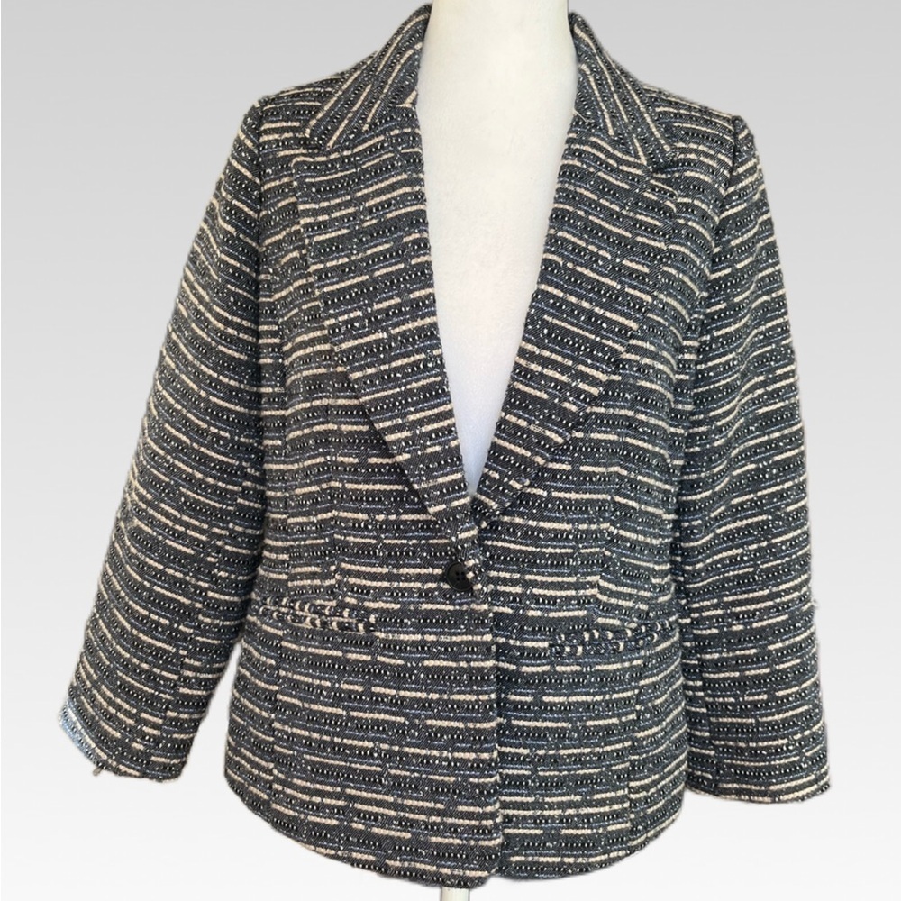 Kensie Black and Cream Textured Blazer size M